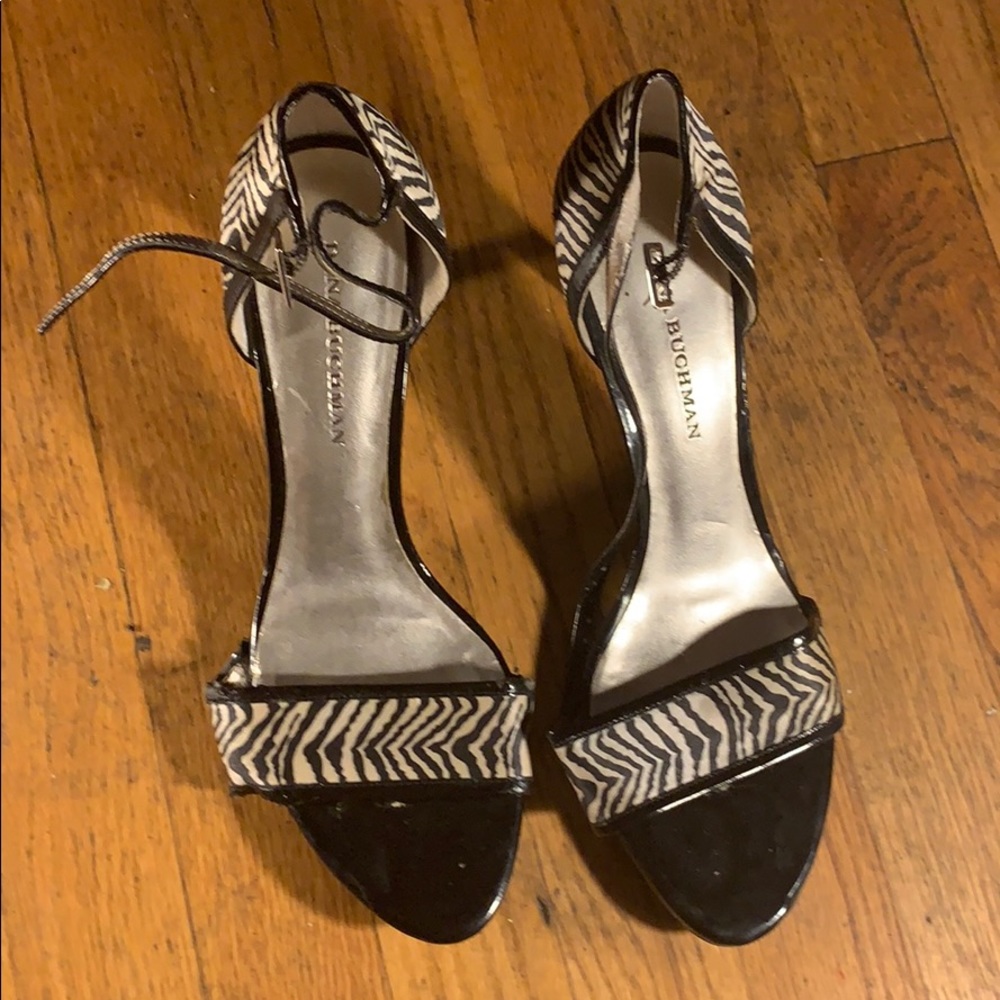 Dana Buchman heels